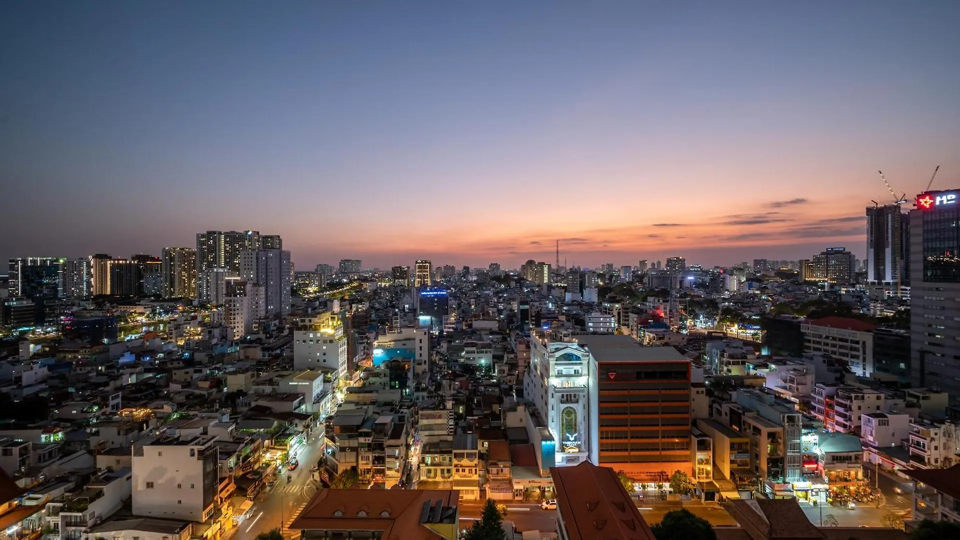 Ancorner -Soho Apartment - Bui Vien 5Mins Ho Chi Minh City