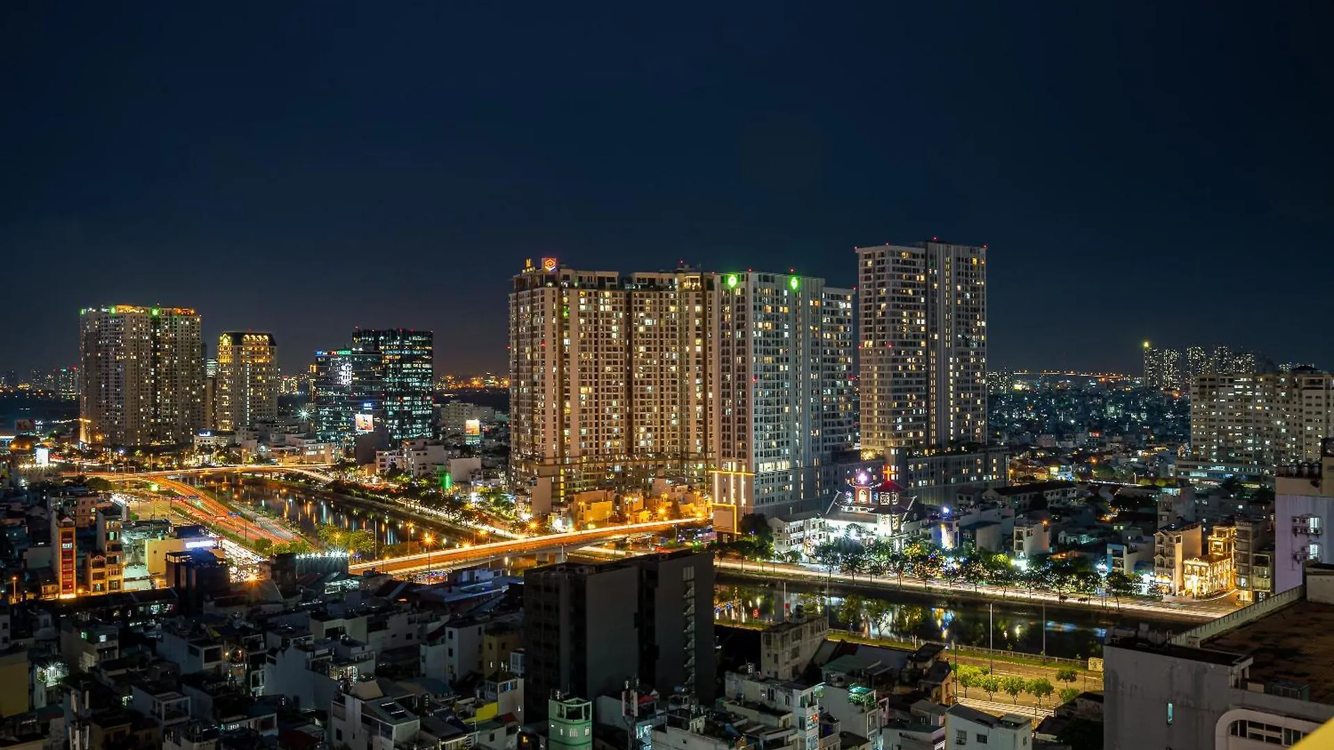 Ancorner -Soho Apartment - Bui Vien 5Mins Ho Chi Minh City